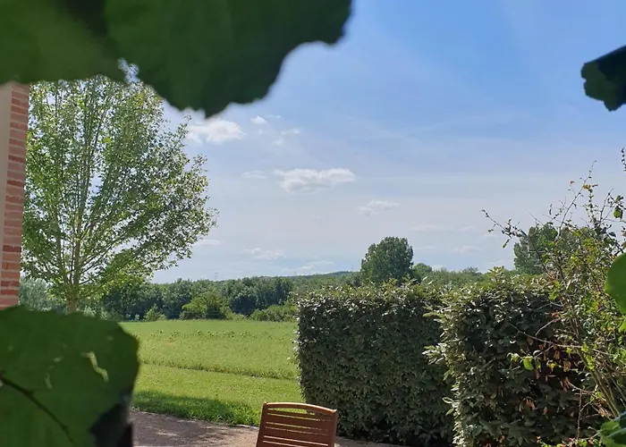 Le Pigeonnier De Roudet * Larrazet